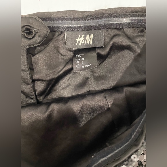 H&M black mini dress size 6/ UE 36 - Picture 2 of 3